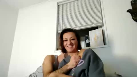 MoistKnickerChick online show from 12/14/24, 03:18