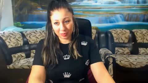 moistmady online show from 11/20/25, 06:35