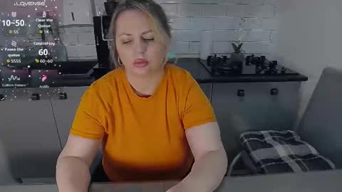 erika online show from 02/09/26, 08:18