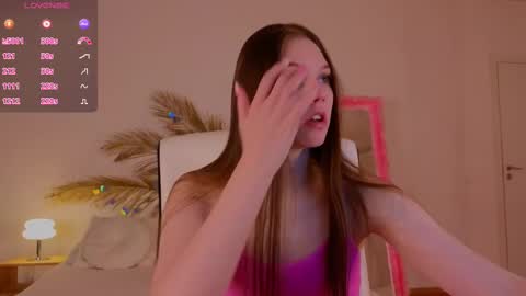 Snapshot of mol1y_kitten chatting on 02/23/25, 09:16 Molly online show from 02/23/25, 09:16