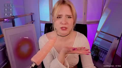 Molly online show from 04/29/26, 05:52