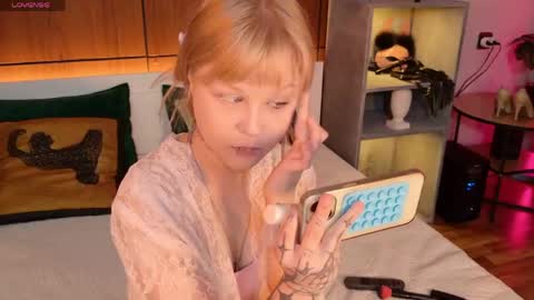 moliqin online show from 05/13/26, 07:50