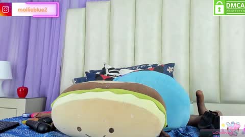 Hey Guys  Im Mollie online show from 01/10/25, 06:17