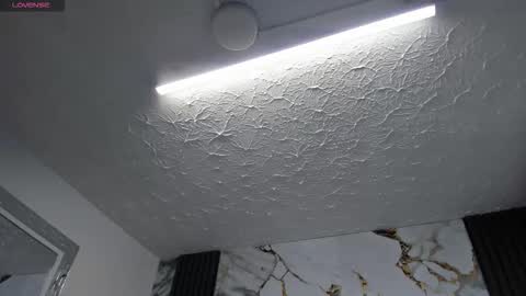 Hey Guys  Im Mollie online show from 03/09/26, 11:58