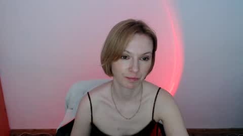 mollilove online show from 06/15/26, 09:22