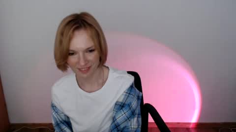 mollilove online show from 06/16/26, 09:45