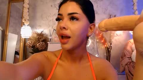 Moly online show from 11/14/25, 07:29