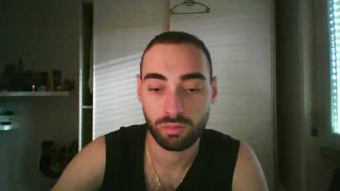 Snapshot of mollo20 chatting on 11/29/25, 01:47 mollo20 online show from 11/29/25, 01:47