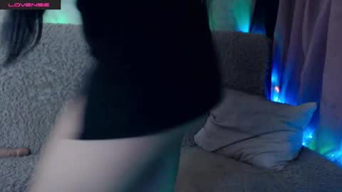 Molly1sex online show from 04/16/26, 01:45