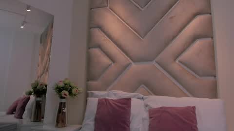 molly__evans_ online show from 04/03/26, 07:23