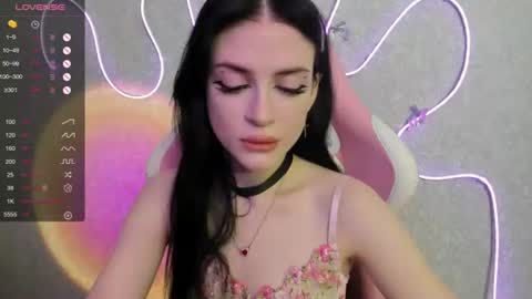 Snapshot of molly_crystall chatting on 07/05/26, 03:56 Molly - online show from 07/05/26, 03:56