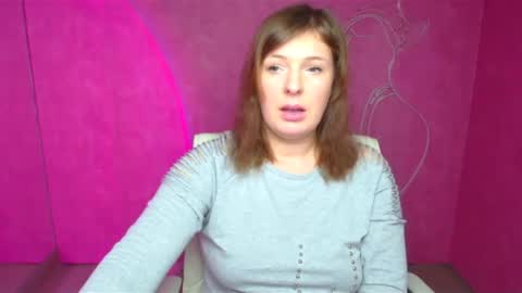 Snapshot of molly_mis chatting on 12/19/24, 03:52 Molly online show from 12/19/24, 03:52