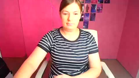 Molly online show from 07/08/26, 12:20