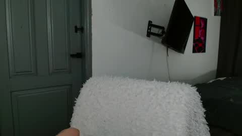 Lina online show from 06/07/26, 07:39