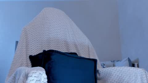 Molly online show from 02/18/25, 06:37