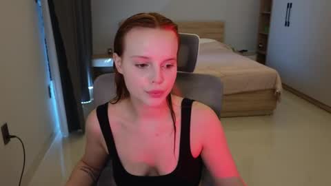 Molly online show from 04/14/26, 07:47