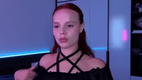Molly online show from 07/17/26, 01:12