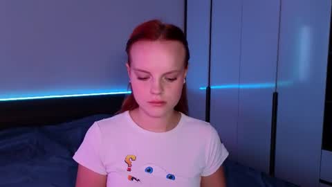 Molly online show from 07/18/26, 01:54