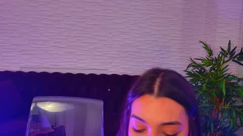 Snapshot of mollydolley chatting on 02/03/26, 02:53 Julia online show from 02/03/26, 02:53