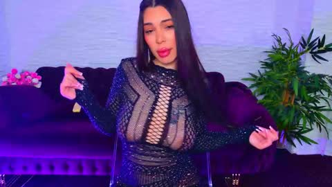 Snapshot of mollydolley chatting on 02/23/26, 08:28 Julia online show from 02/23/26, 08:28