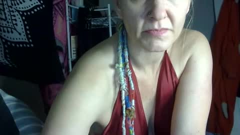 molly fourtune online show from 12/26/24, 09:33