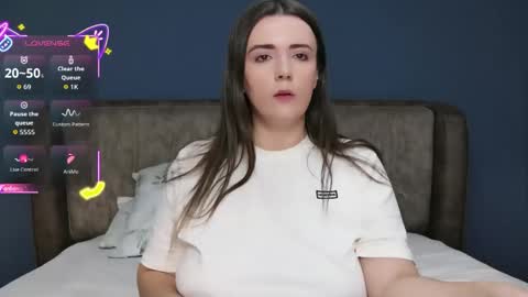 Molly online show from 09/14/25, 06:29