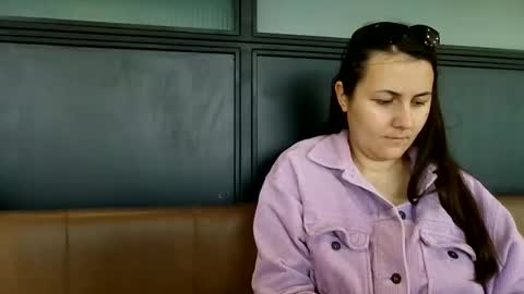 Molly online show from 04/15/26, 06:31