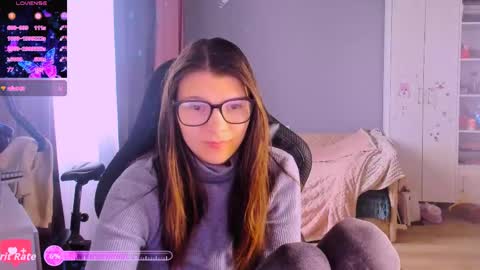  KIRA  online show from 04/15/26, 02:18