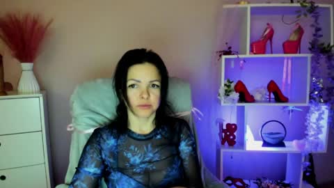 Molly online show from 04/16/26, 06:36