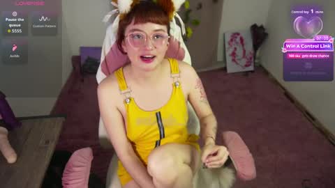 mollysb_05 online show from 05/22/26, 10:59