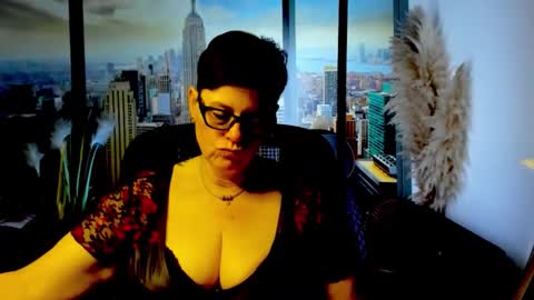 Snapshot of mollysun chatting on 11/18/25, 07:51 MollySun Nina Randmann online show from 11/18/25, 07:51