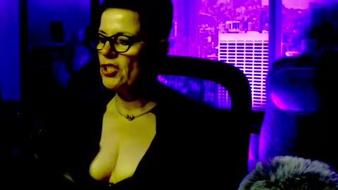 Snapshot of mollysun chatting on 11/27/25, 07:05 MollySun Nina Randmann online show from 11/27/25, 07:05