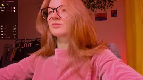 mollytucker online show from 12/02/25, 03:51