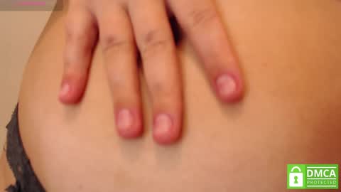 Snapshot of mollywayne chatting on 01/28/25, 02:32 Molly Join my social networks online show from 01/28/25, 02:32