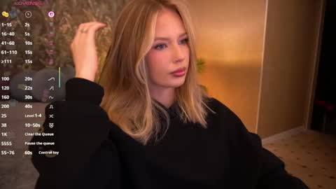mollyymayy online show from 05/15/26, 01:45