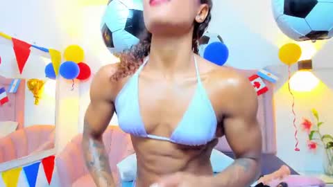 molyrestrepo online show from 07/08/26, 08:13