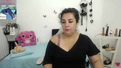 Snapshot of mom_17 chatting on 06/18/26, 12:53 Celeste online show from 06/18/26, 12:53