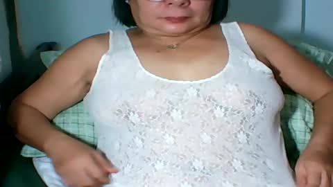 mombastic55 online show from 08/04/26, 01:03