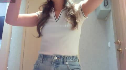 Hailey online show from 10/11/25, 09:24