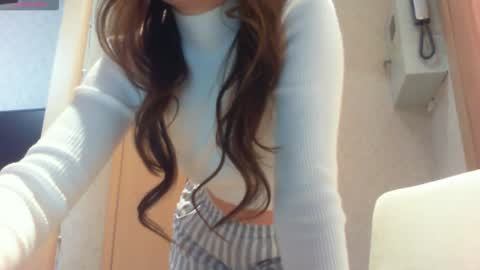 Hailey online show from 02/01/26, 09:35