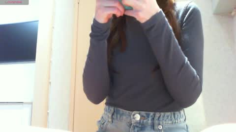 Hailey online show from 03/25/26, 07:53