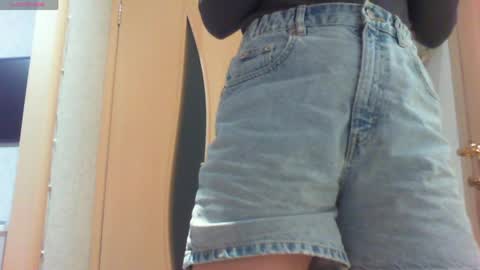 Hailey online show from 04/04/26, 04:55