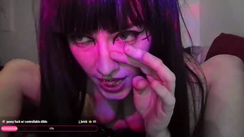 Snapshot of mommynatrix chatting on 02/26/25, 01:21 Mommynatrix online show from 02/26/25, 01:21