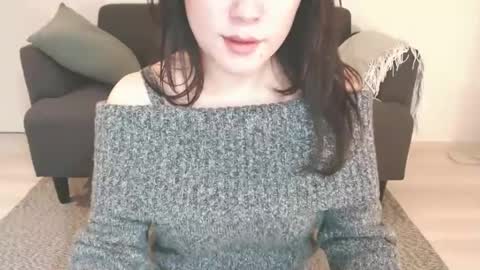 Snapshot of momo612238 chatting on 12/07/24, 03:52 Momo online show from 12/07/24, 03:52