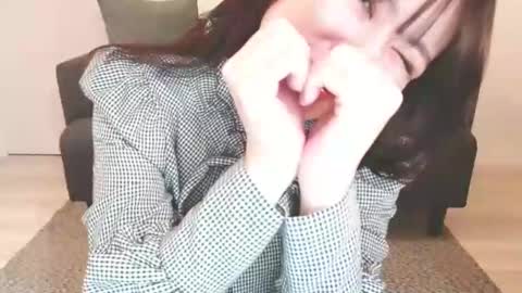 Snapshot of momo612238 chatting on 01/17/25, 11:51 Momo online show from 01/17/25, 11:51