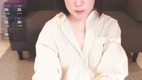 Snapshot of momo612238 chatting on 11/21/25, 10:52 Momo online show from 11/21/25, 10:52