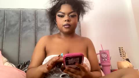 Princess Momo online show from 01/28/25, 04:52