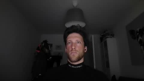 moms_little_monster online show from 01/28/25, 09:19