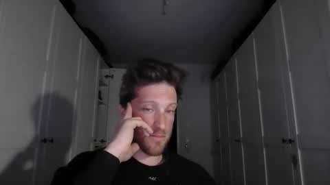 moms_little_monster online show from 11/27/25, 07:49