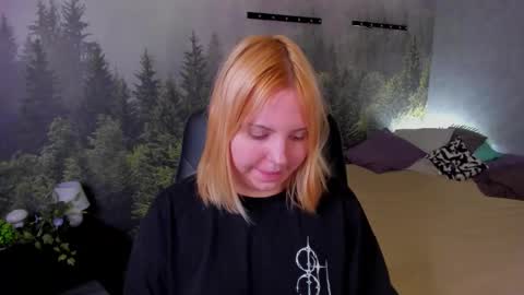 mon1ca_jones online show from 11/09/25, 09:07